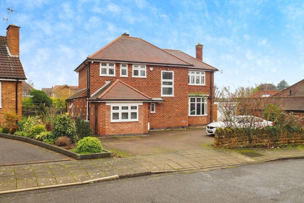 Main image of property: Winchester Avenue, Beeston, Nottingham, Nottinghamshire, NG9