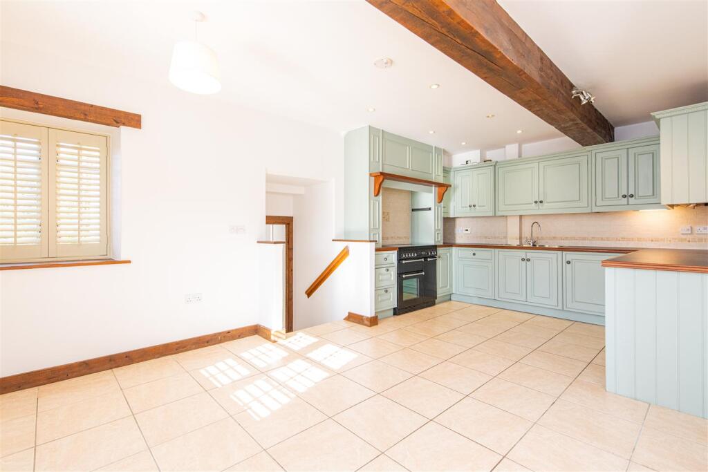 Bell Hill, Finedon - View 2