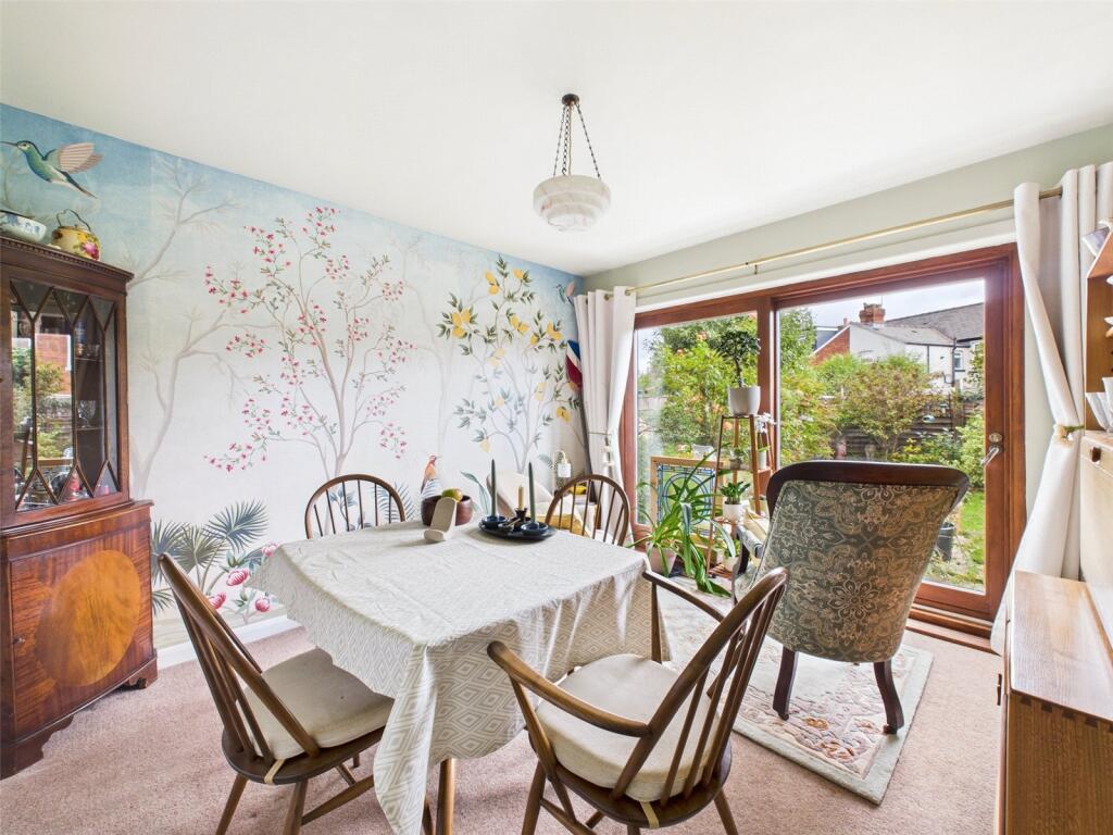 Armscroft Road, Gloucester, Gloucestershire, GL2 photo 4