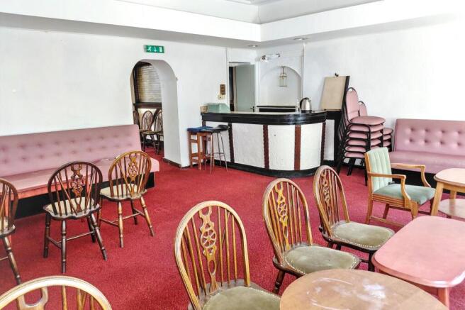 Abercarn Constitutional Club, Station Yd, Bridge Street, Abercarn, Newport, NP11 4SE