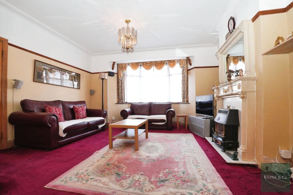 House in London - View 3