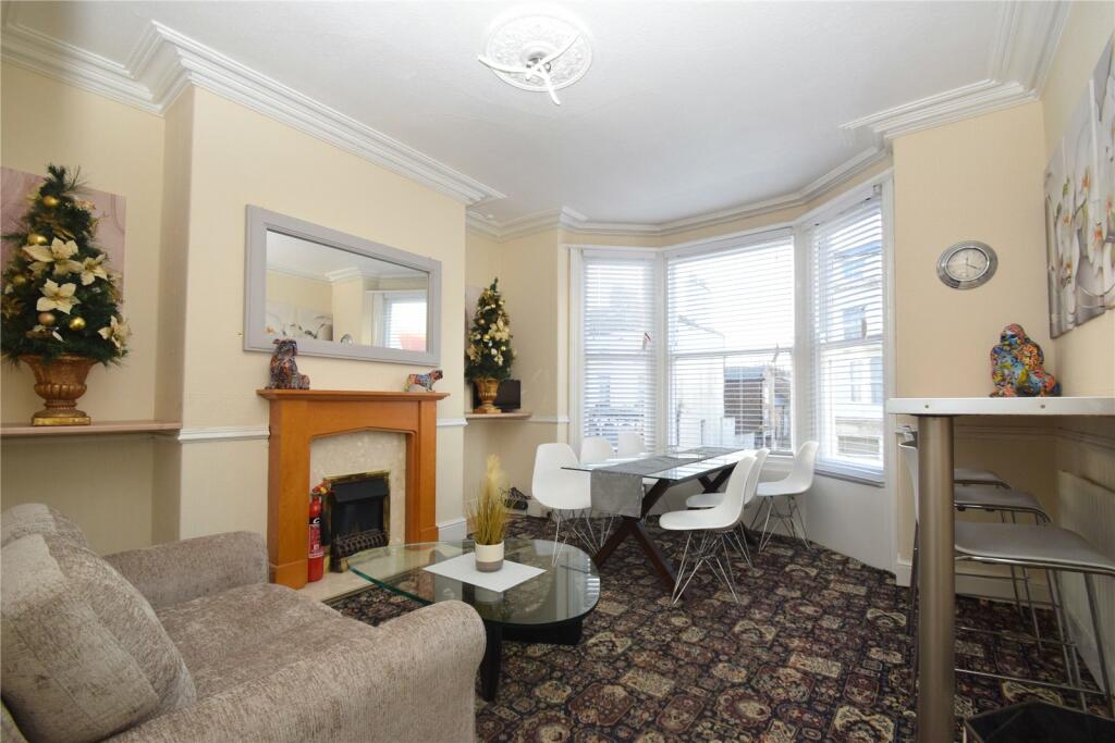 North Marine Road, Scarborough, YO12 - View 3