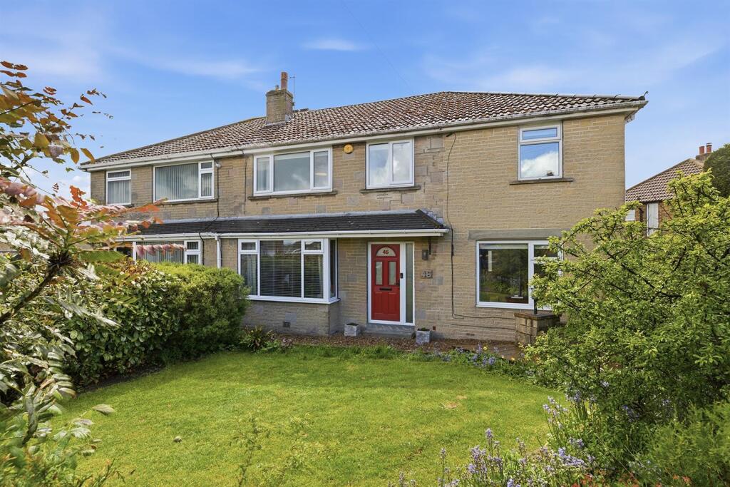 Main image of property: Mount Avenue, Huddersfield