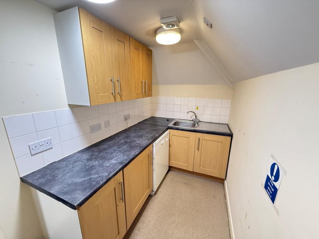 Additional image 7 of 44 High Street, Bromsgrove, B61 8HQ