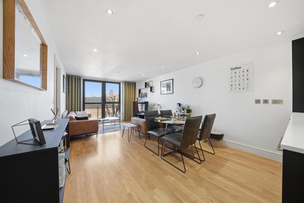 Apartment in Nottingham, Hockley, The Park - View 3