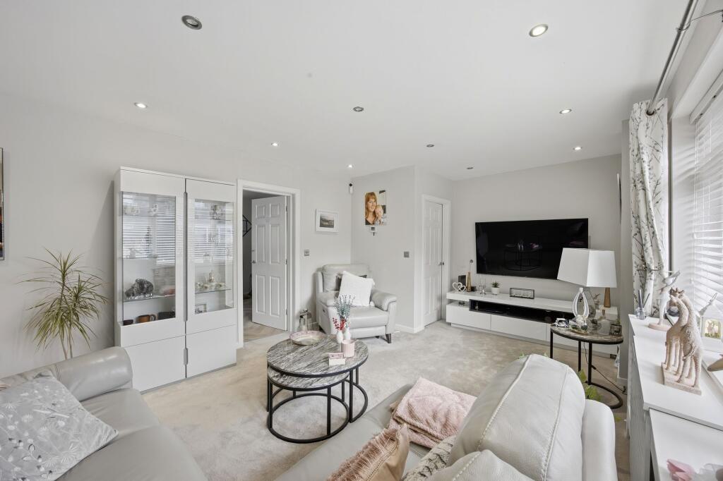 Glenborough Avenue, Bacup, OL13 - View 6