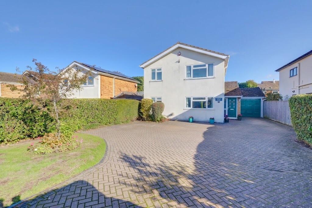 Main image of property: Oakley Lane, Chinnor, Oxfordshire, OX39