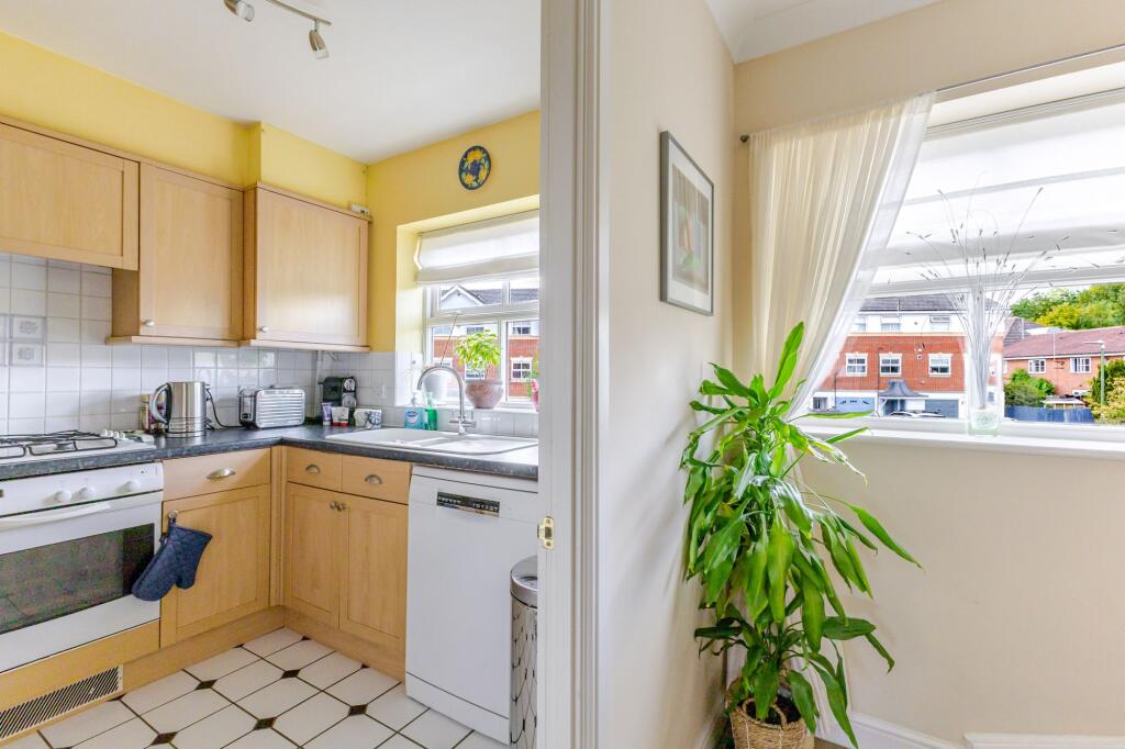 House in Watford - View 4