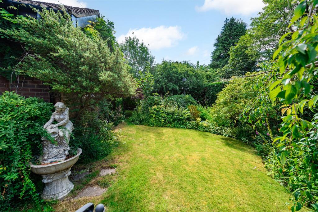 House in Lacey Green, Buckinghamshire - View 4