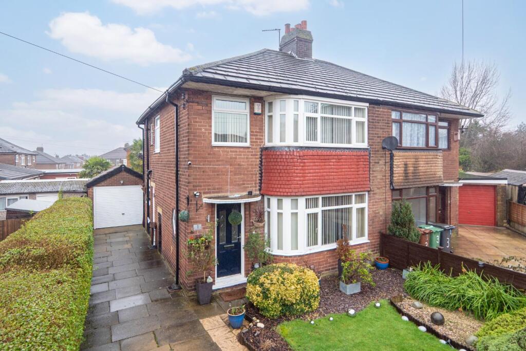 Main image of property: Chatsworth Drive , Pudsey , Leeds , LS28 8JT