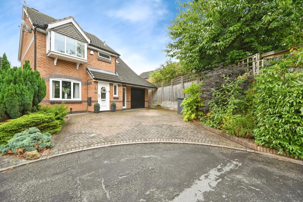 4-bed detached on Henley Court, St. Helens, Merseyside, WA10, £340,000
