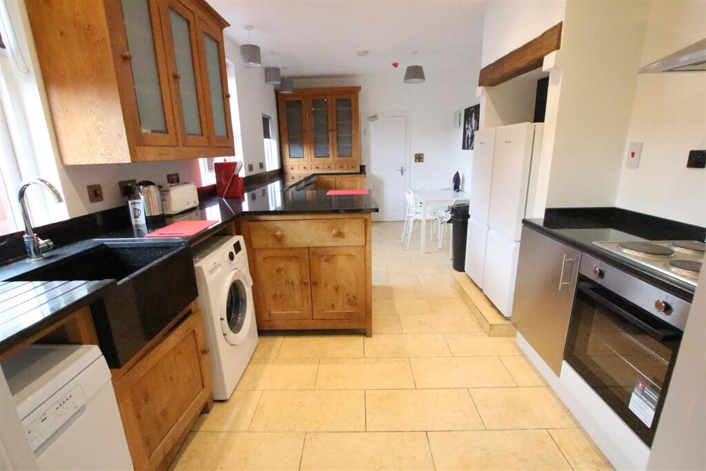 House in Northampton - View 5