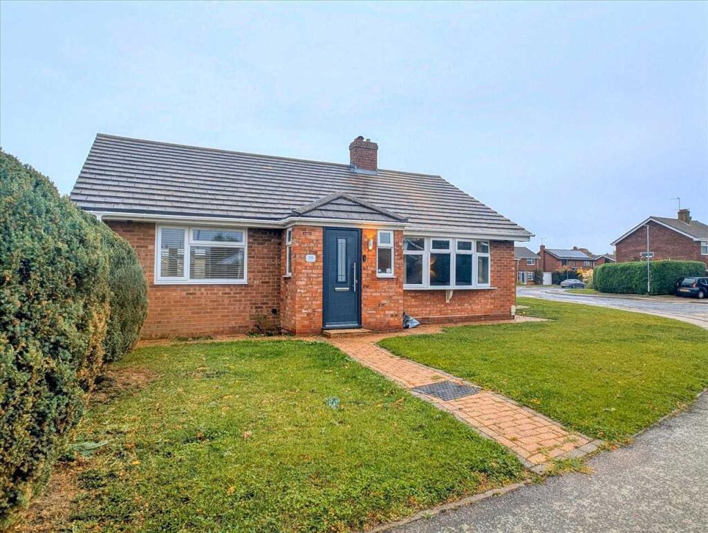 3-bed house on Larkfield Road, Great Bentley, £340,000