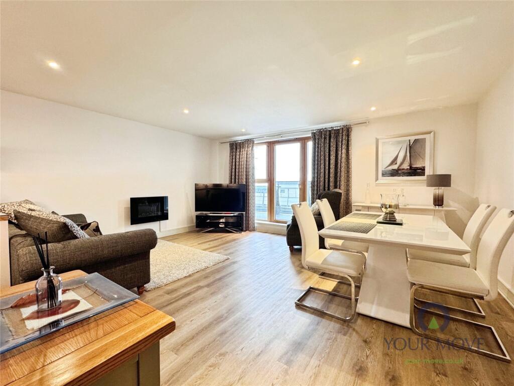 Apartment in Eastbourne, East Sussex - More