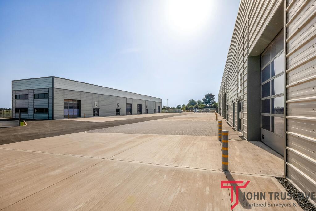 Buntsford Business Centre 11.jpg