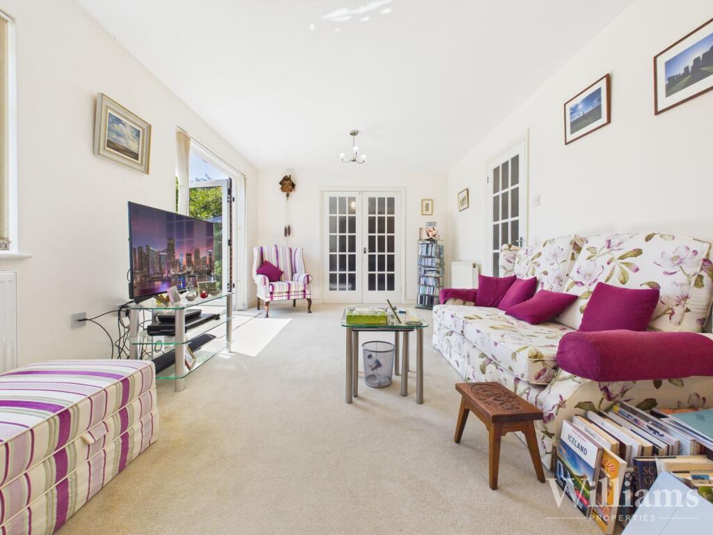 House in Oving, Buckinghamshire - View 4