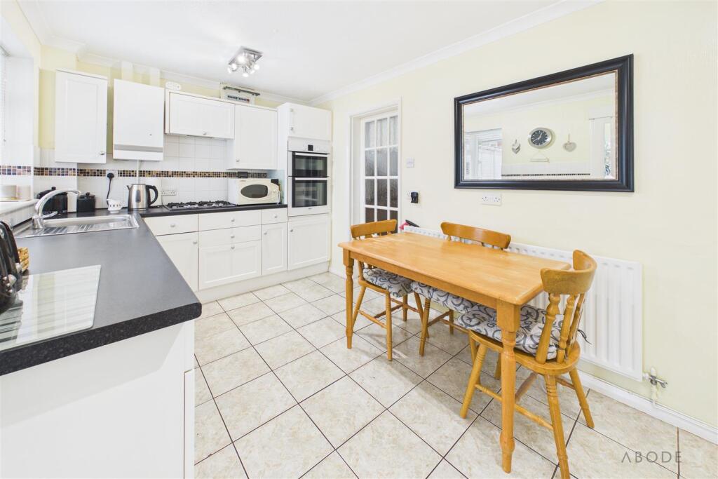 House in Derby, Mickleover - View 5