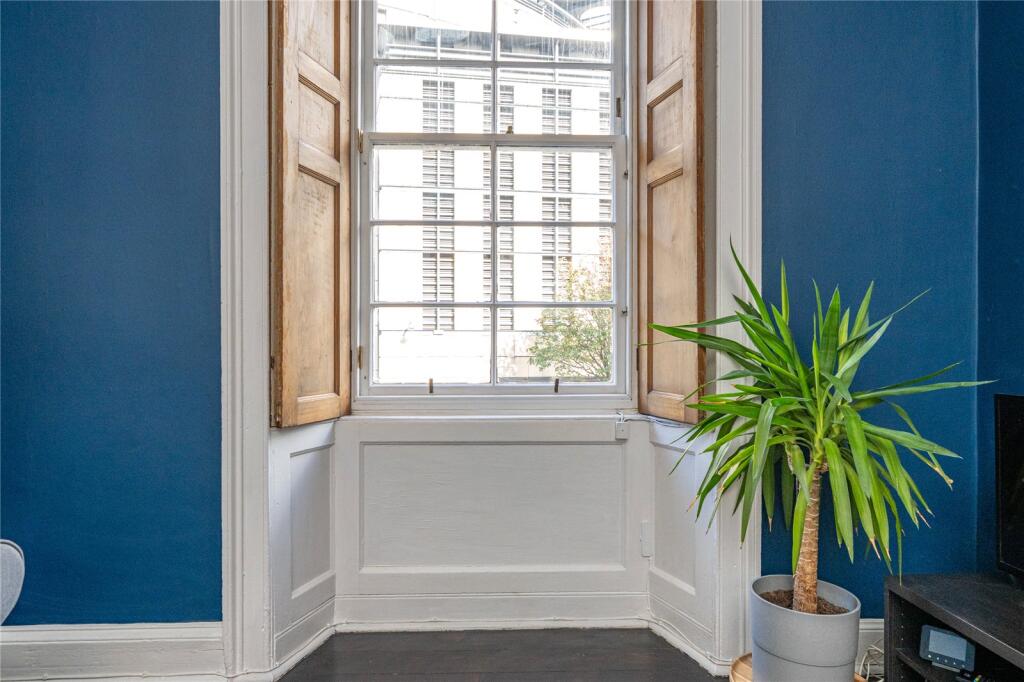 Apartment in Edinburgh - View 5