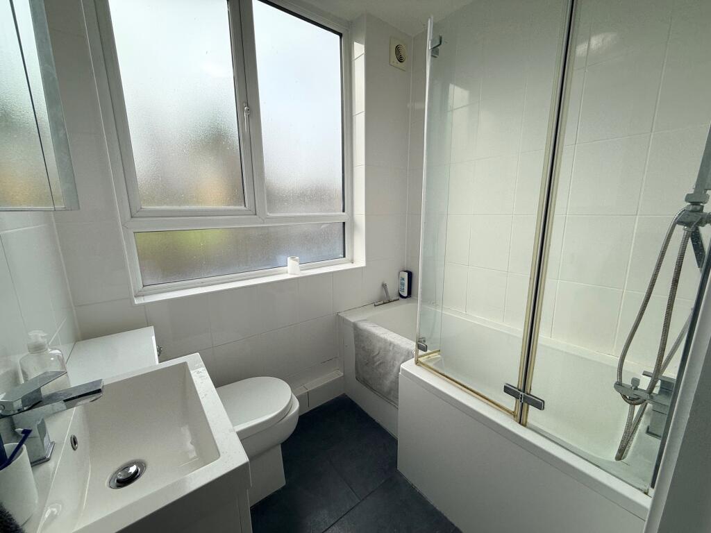 Additional image 5 of Court Ash House, Court Ash, Yeovil, Somerset, BA20 1HG