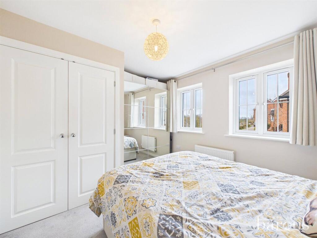 Mill Mead, Overton, Basingstoke, Hampshire, RG25 photo 3