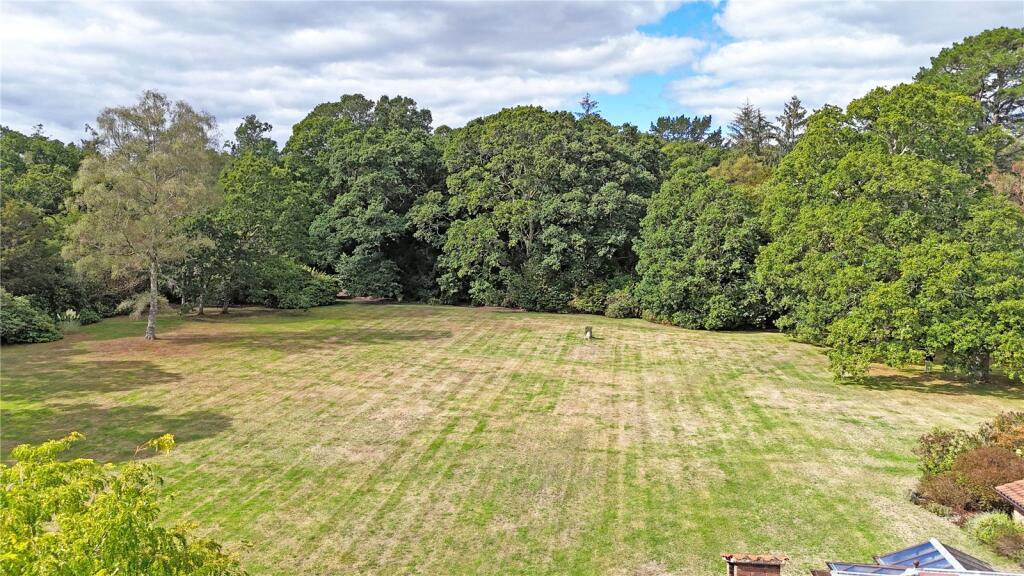 House in Southampton - View 4