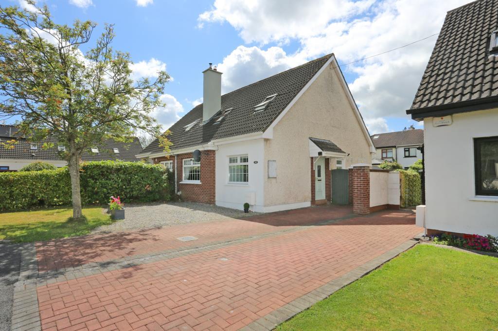 Main image of property: 84 Russell Court, Raheen, Limerick, V94HWC7