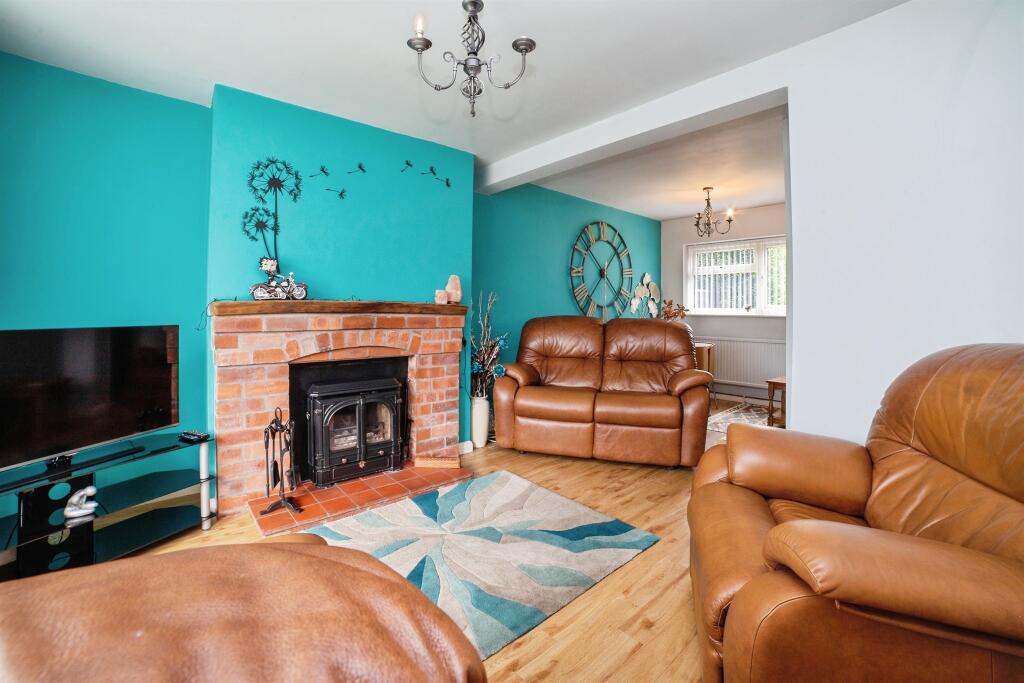 House in Alfreton - View 5
