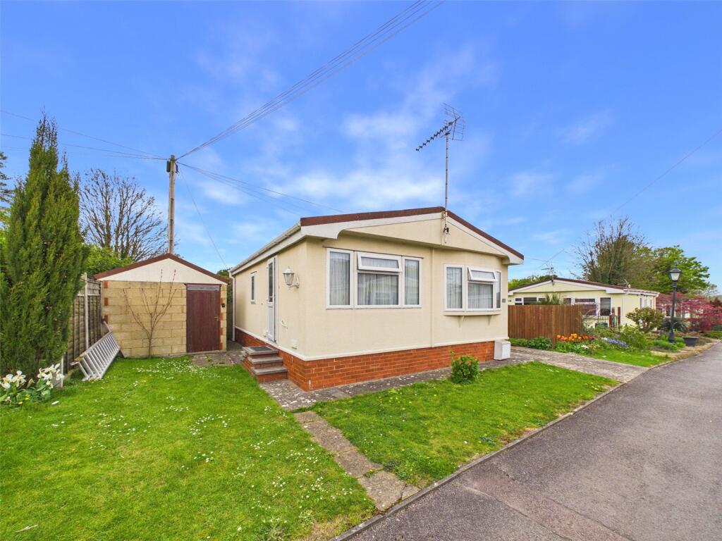 Main image of property: New Barn Lane, Cheltenham, Gloucestershire, GL52