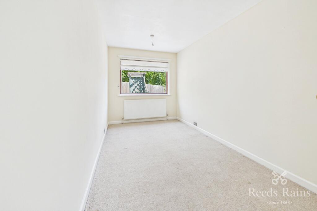 House in Wakefield, Glasshoughton - View 5