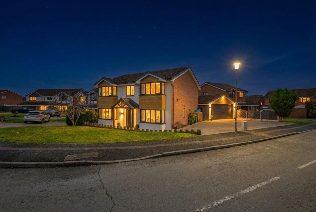 Additional image 44 of Slingsby, Tamworth, B77