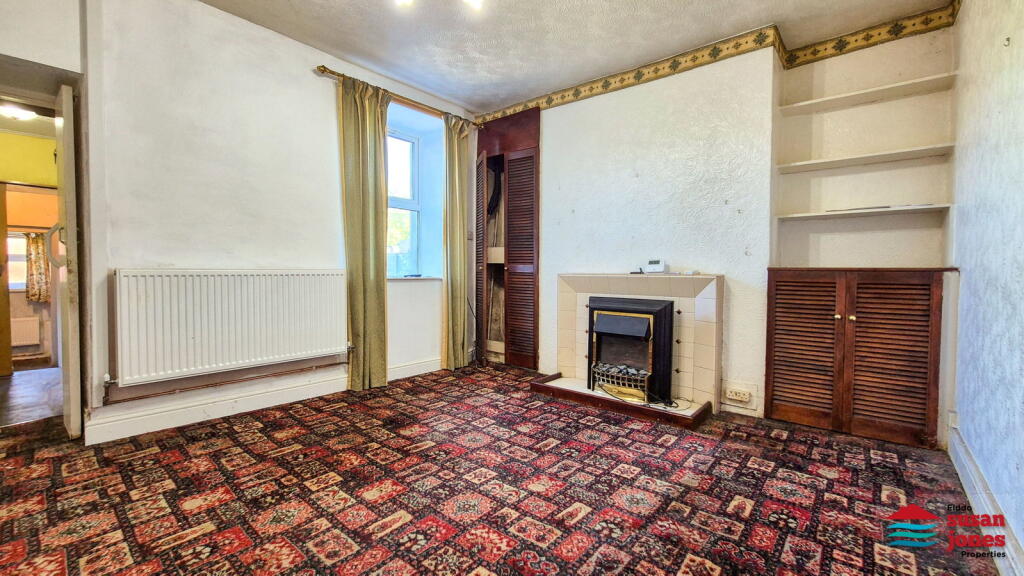 House in Llanaelhaearn, Trefor - View 5
