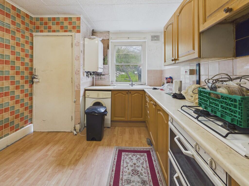 New Houses, Piccadilly Road photo 3