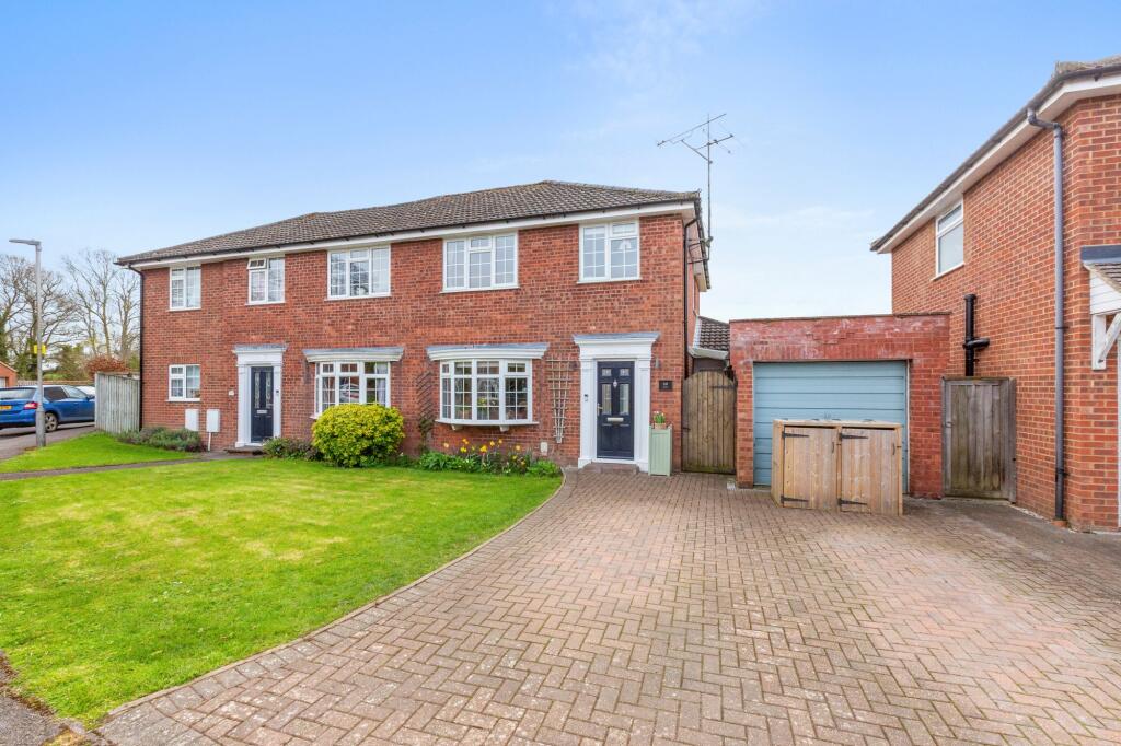 Main image of property: Anstey Brook, Weston Turville, HP22