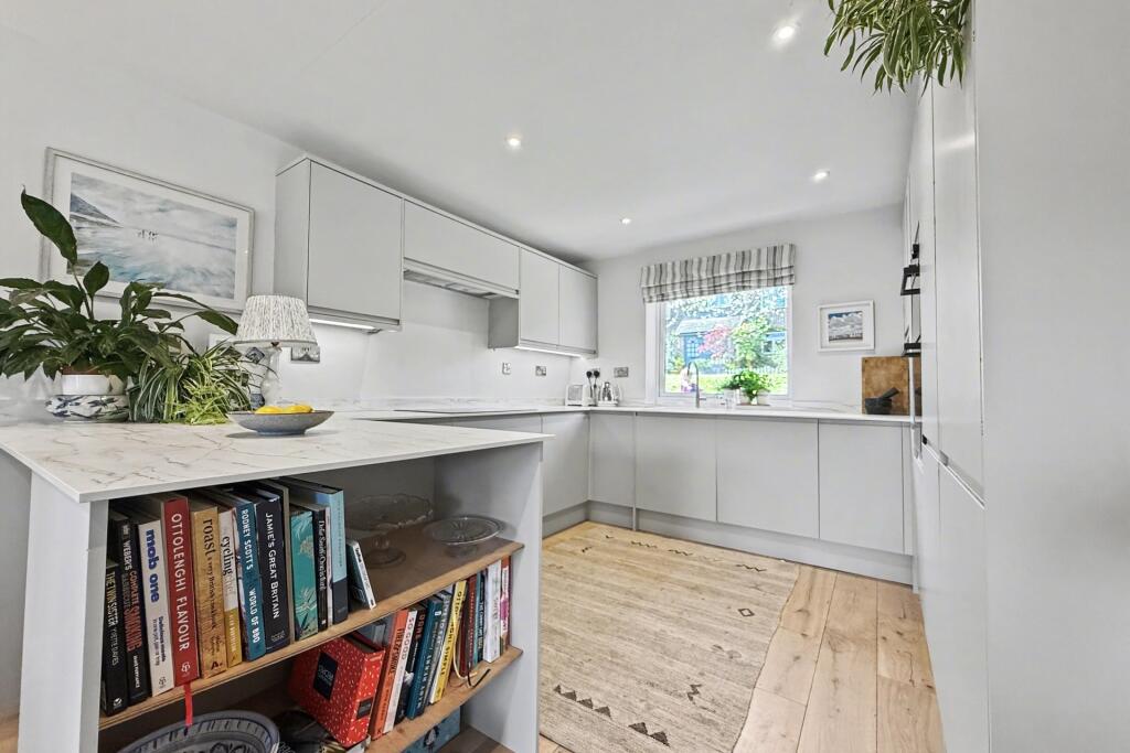 House in Winchester, Abbotts Barton - View 4