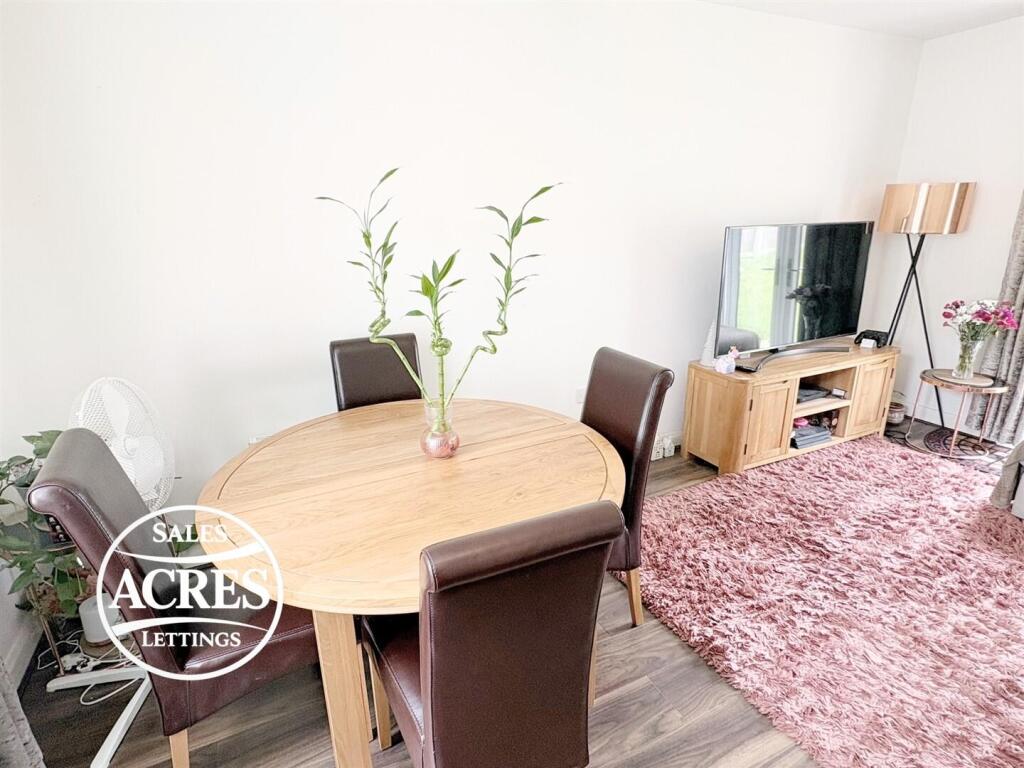 House in Birmingham, Wylde Green, Erdington - More