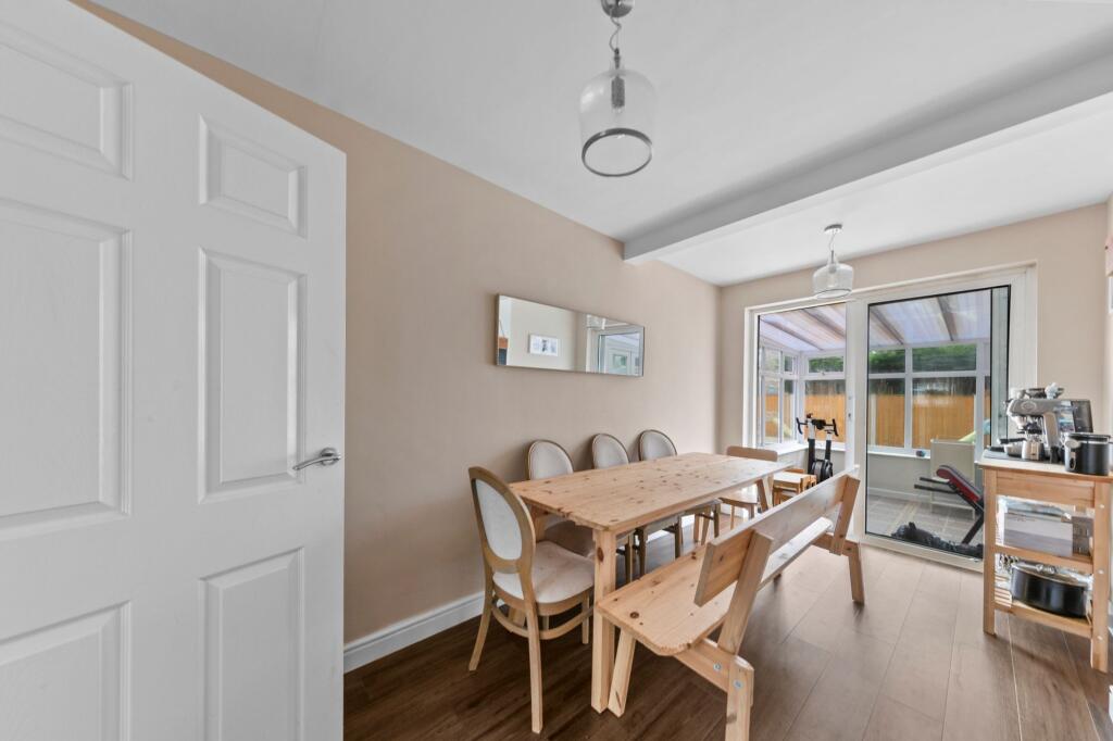 House in Warrington, Greystone Heath, Penketh - More