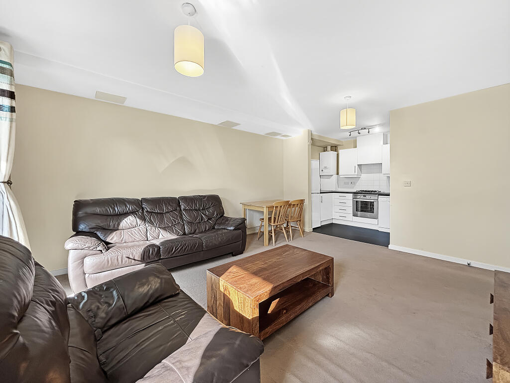 Apartment in Cambridge - View 5