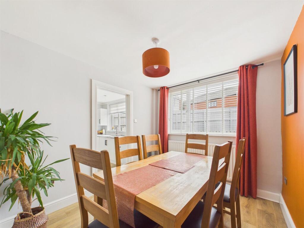 House in Newcastle upon Tyne - View 4
