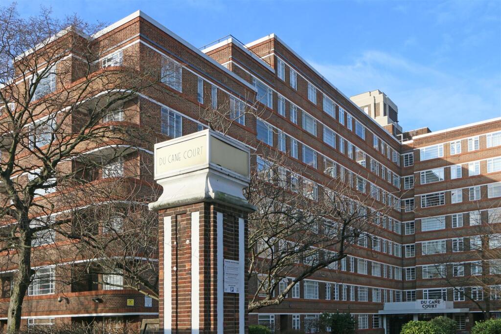 Main image of property: Balham High Road, Balham