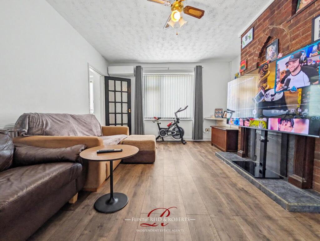 Prince Of Wales Avenue, Flint - View 5