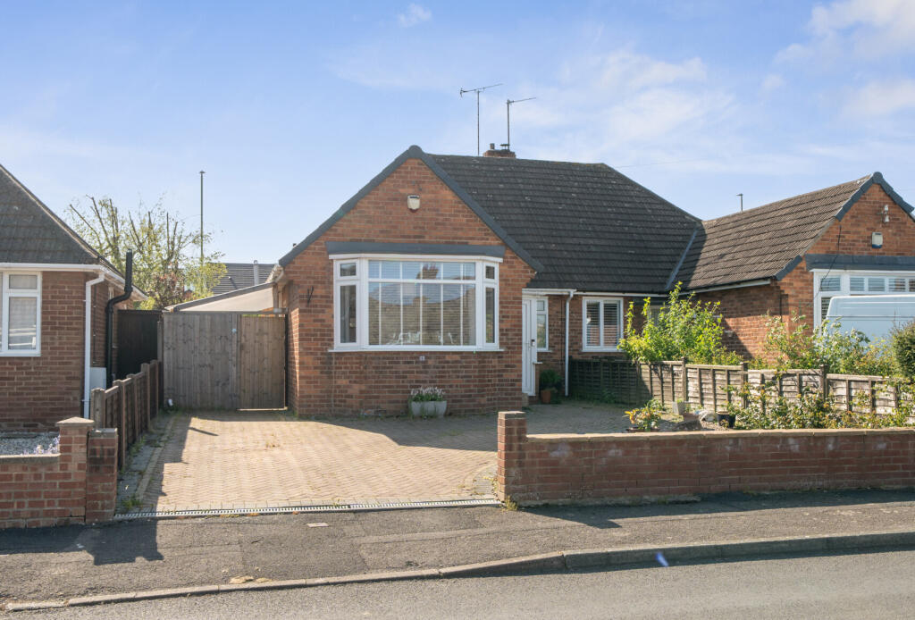 Main image of property: Hawkswood Road, Cheltenham, Gloucestershire, GL51