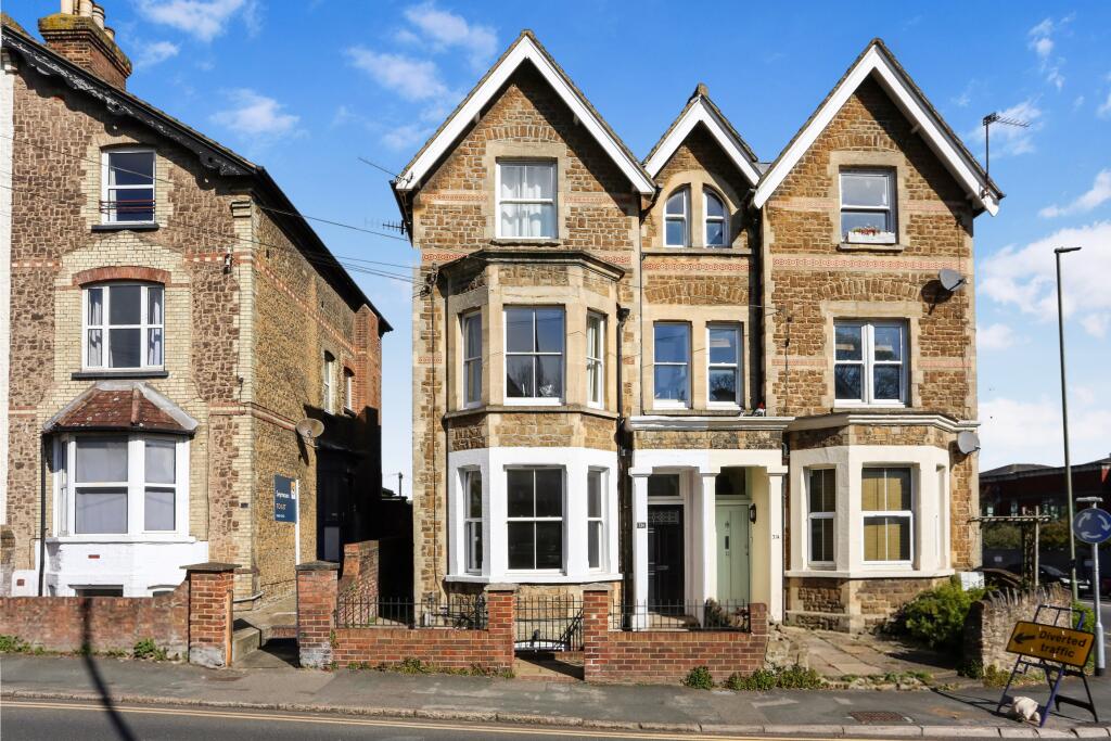 Main image of property: Farnham Rd, Town Centre, Guildford, GU2