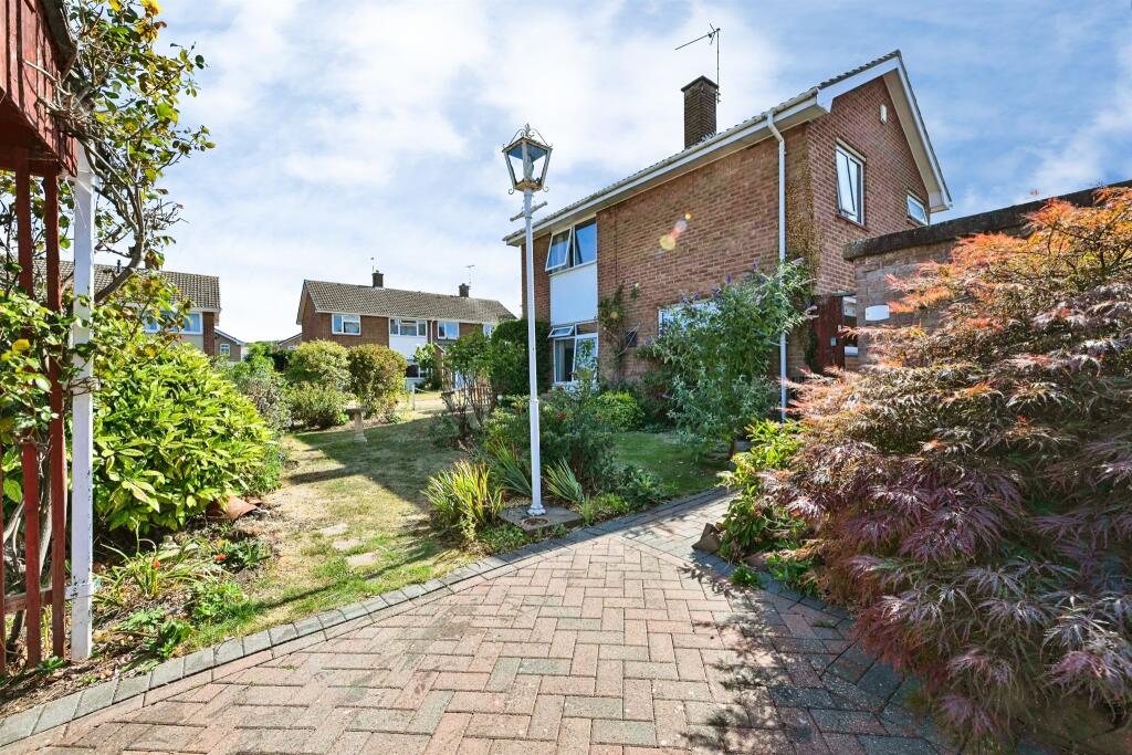 Main image of property: Broadmeer, Cotgrave, Nottingham