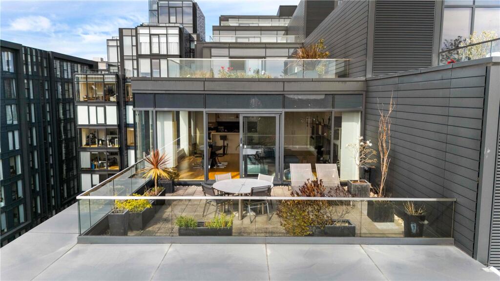Apartment in Edinburgh, Quartermile, Tollcross - View 2