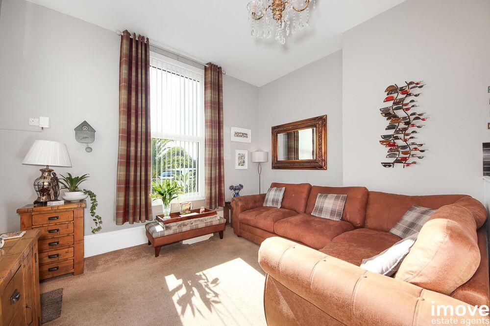 Apartment in Torquay, Upton - View 4