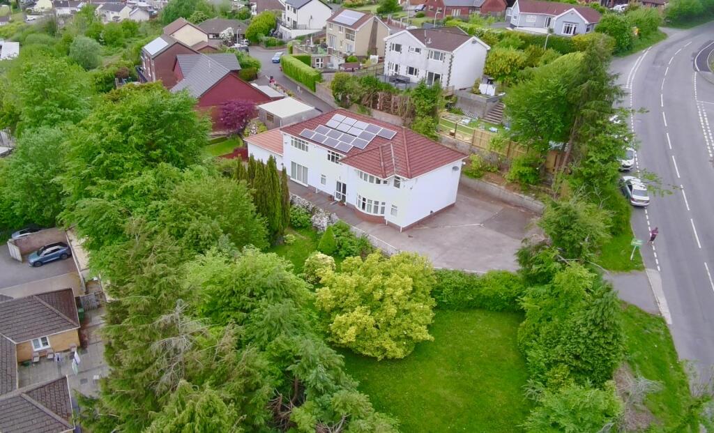 Main image of property: Highlands, Tonyrefail, Porth