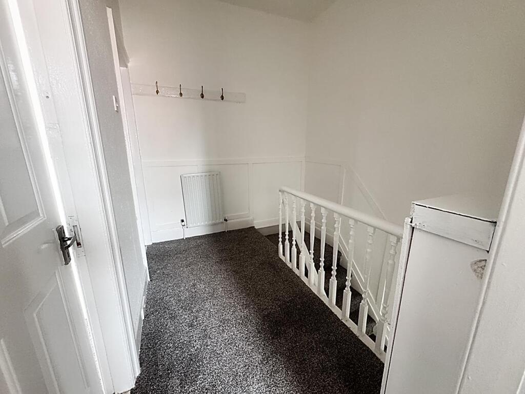 Apartment in North Tyneside, North East - View 5