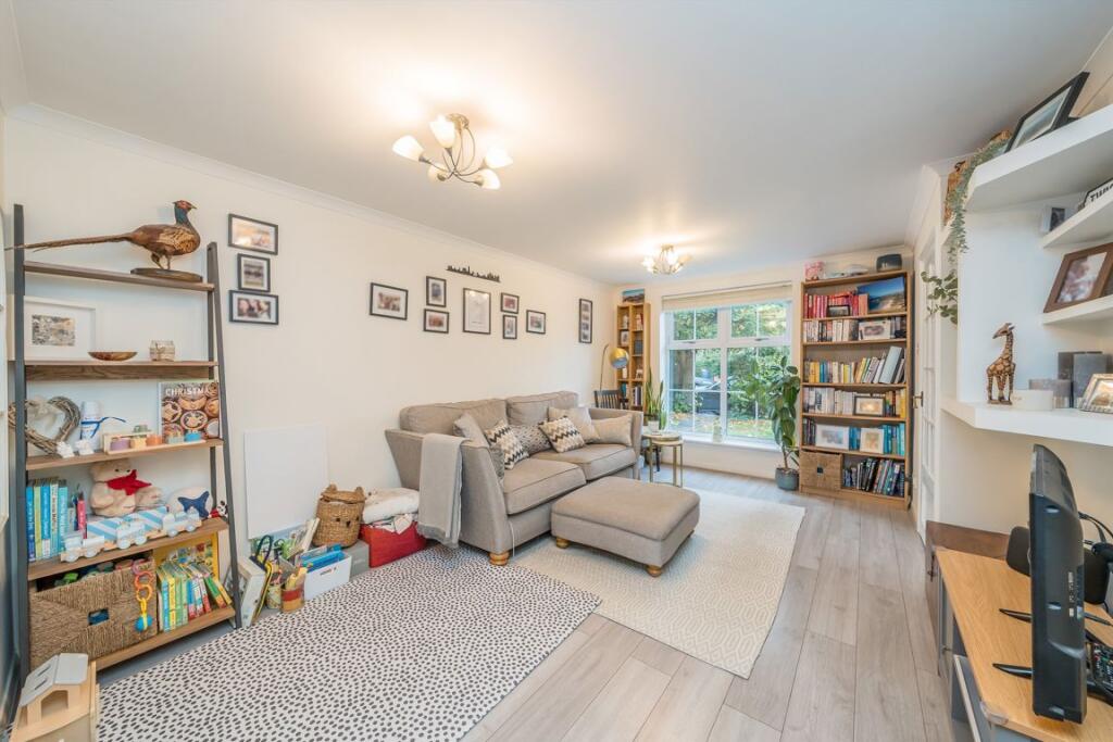 House in London - View 2