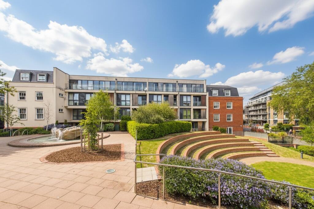 Main image of property: Chapel Wharf, St. Ives Road, Maidenhead, Berkshire, SL6