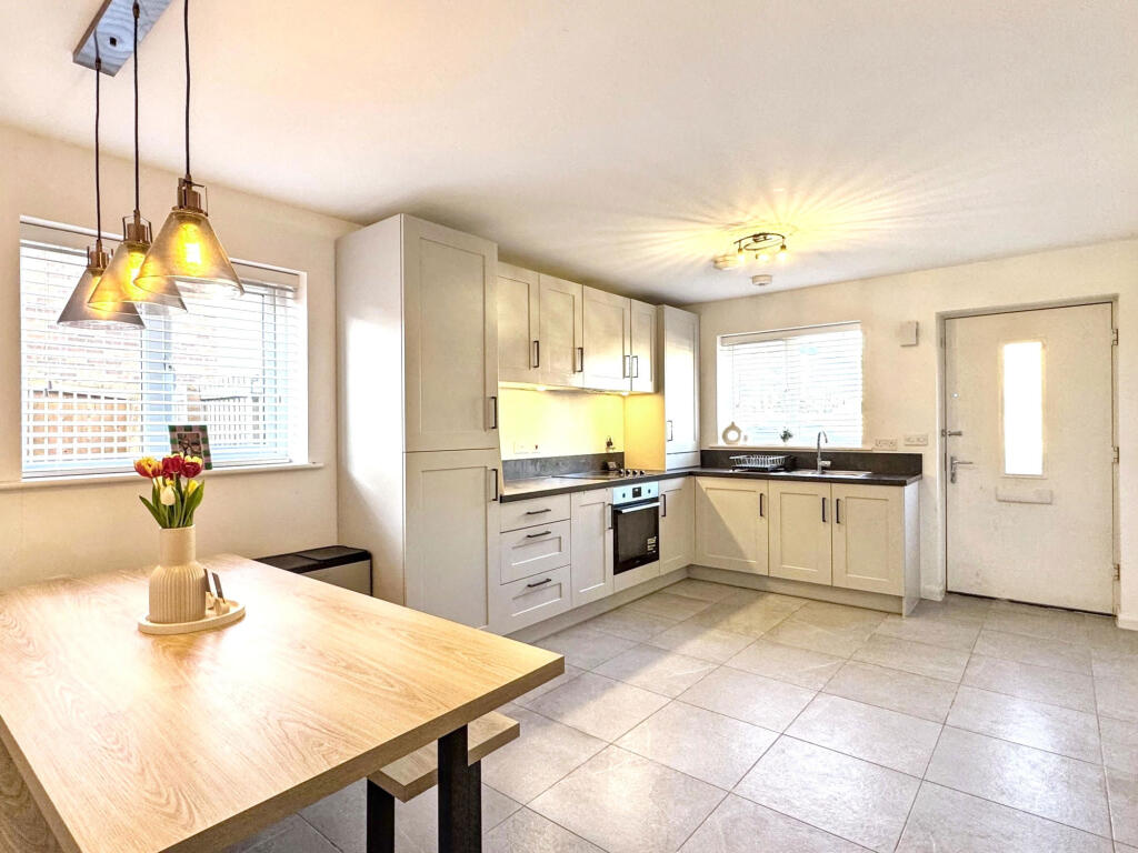 House in Newcastle upon Tyne - View 4